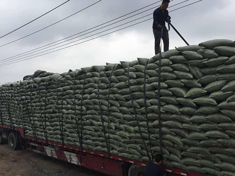 碳化稻壳供应-山东客户发货现场